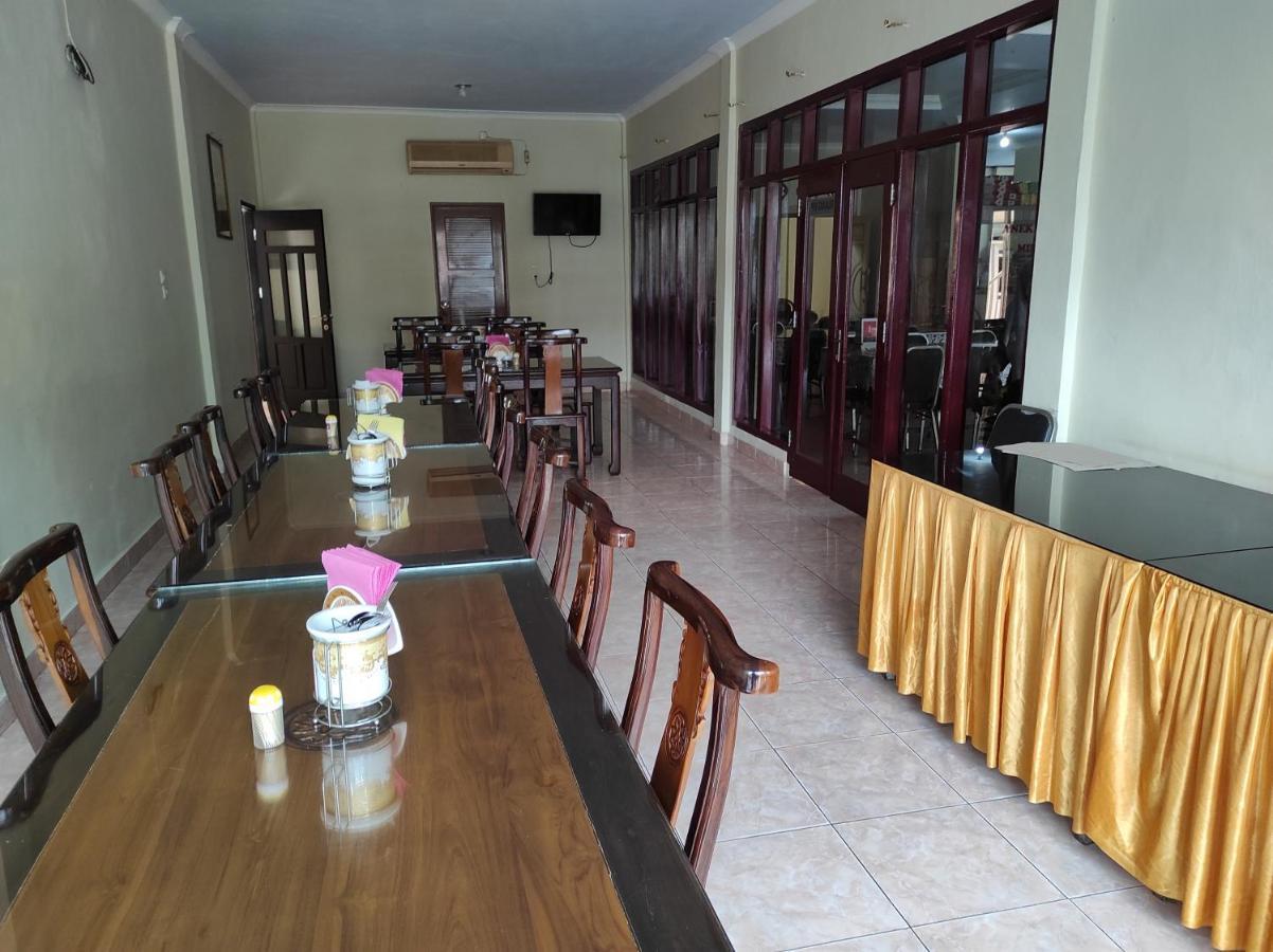 Hotel Randik Sekayu Exterior photo